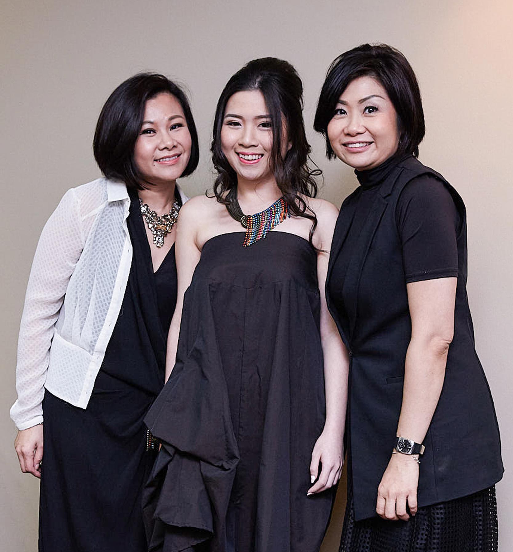 Singapore - Style - Coaching - Makeover team - three ladies smiling